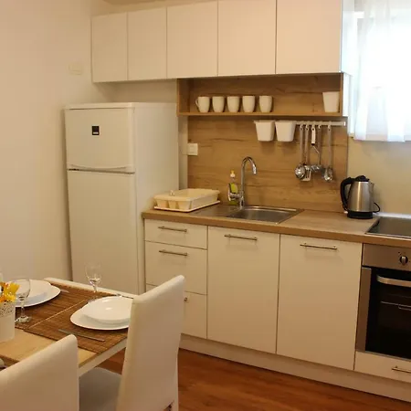 Lägenhet Juric Brodarica (Sibenik-Knin)